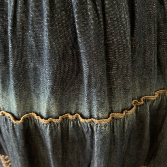 Lapis Chambray Tiered Smocked Maxi‎ Dress Size Medium Blue - Picture 8 of 9